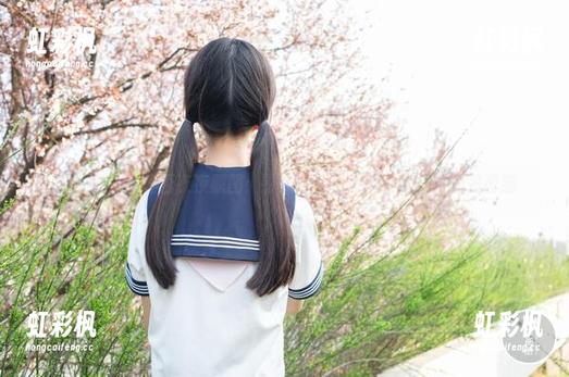 稚乖画册 - 赤西夜夜原图：镂空不止是透视，每一眼都是诱惑