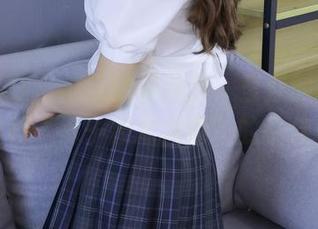 绮梦摄影 – 疯狂的裤里丝,莹莹的写真成为时尚界“裤子技术含量”的最佳代表!