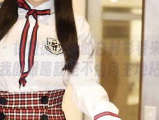 美媛馆 – 徐微微mia的白衬衫看来是有磁铁?!我的眼睛就是不由自主地粘上去!