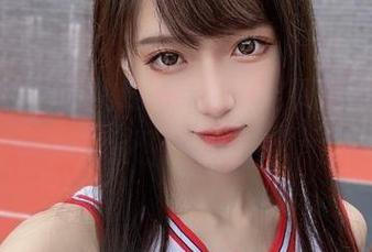 校园里的腐团儿Ikaros,定制写真却像一场不靠谱的梦