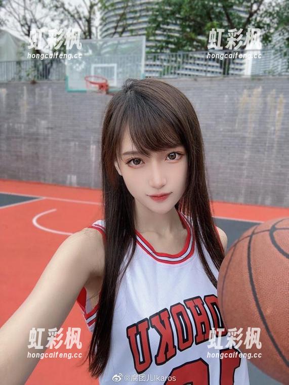 校园里的腐团儿Ikaros，定制写真却像一场不靠谱的梦