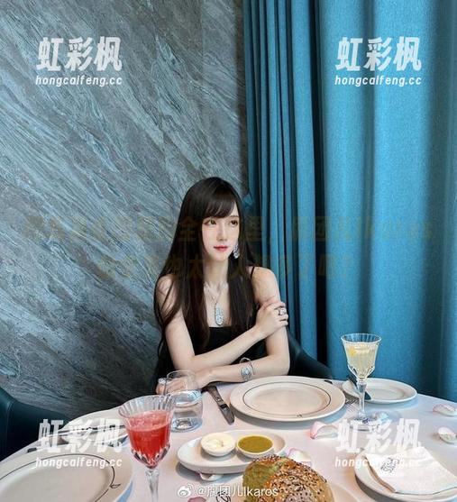 腐团儿Ikaros 樱岛麻衣的原图全在这里,腐团儿Ikaros的全集也太让人想多了吧?