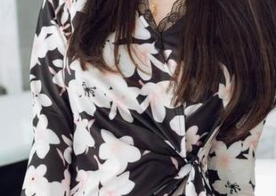 花漾show – 从Cris_卓娅祺私房图包里,女王气场层层压过来,这种风范,我好想要!