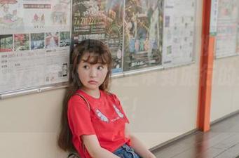 菠萝社 – 七宝大理美图图集:柳侑绮Sevenbaby把我从沙发上带到旅行的痛苦与快乐!