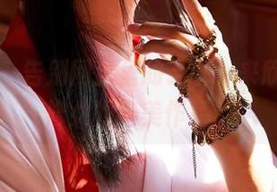 蜜桃社 – 告别网盘里的无聊，来欣赏美绪修女的绝美作品！