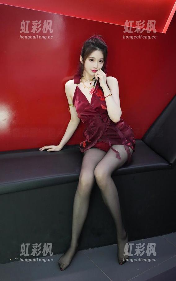 微密圈 - 这条短裙你见过吗？轩子巨2兔的高清图包新鲜出炉