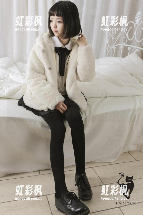 轰趴猫-苏小暖 轰趴猫 - 原图中,苏小暖在体操服里若隐若现的优雅,精选款让人咋舌。