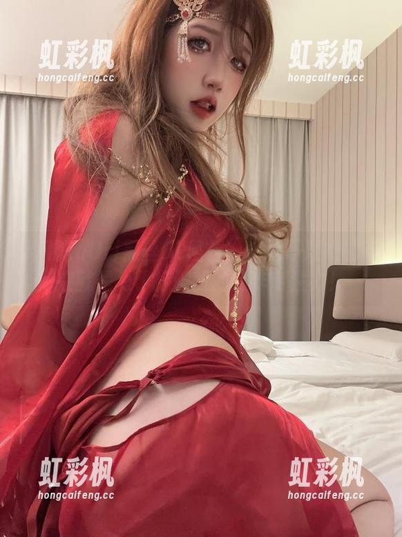 阿薰kaOri 阿薰kaOri黑丝OL照片——我怀疑她的存在就是为了打破我的工作专注力!