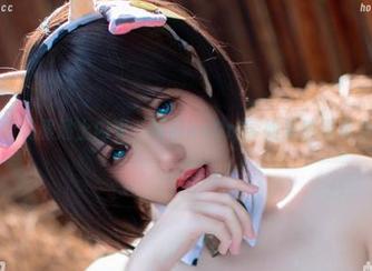 当全套礼服遇上内衣,阿薰kaOri学姐果然不负众望!