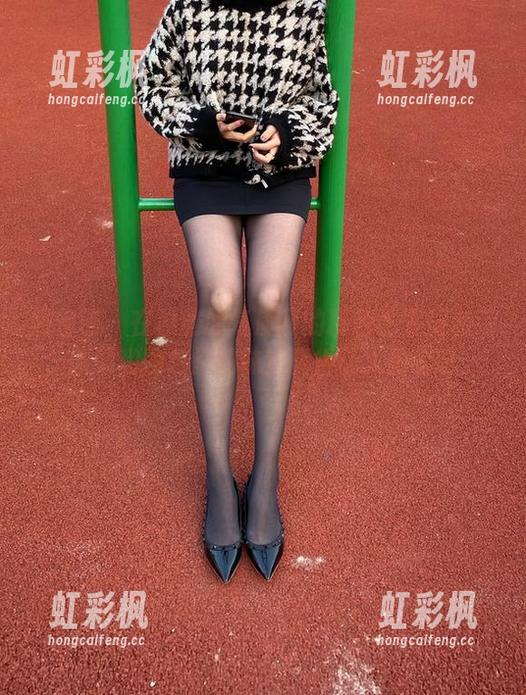 雅雅的气质呀 微密圈 - 在雅雅的气质呀的粉色世界里游荡,原图和图包里的味道真得让人犯暧昧。