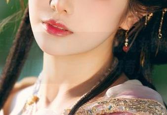 沉醉在雯妹不讲道理的毒蛇兔女郎里,原图和图册直戳我的好奇心。