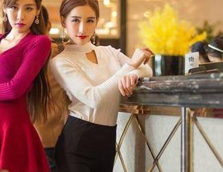 青豆客 – Una尤娜以空姐姿态现身,原图私房风十足。
