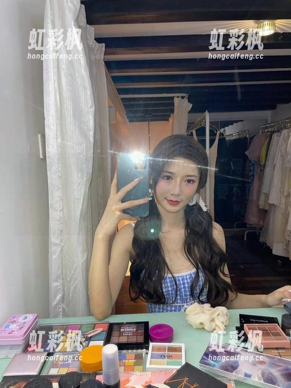 黎允熙baby 微密圈 - 显然,黎允熙baby是“网红女神VIP”里的全套神,我想我需要下载个灵魂来承受这波冲击。